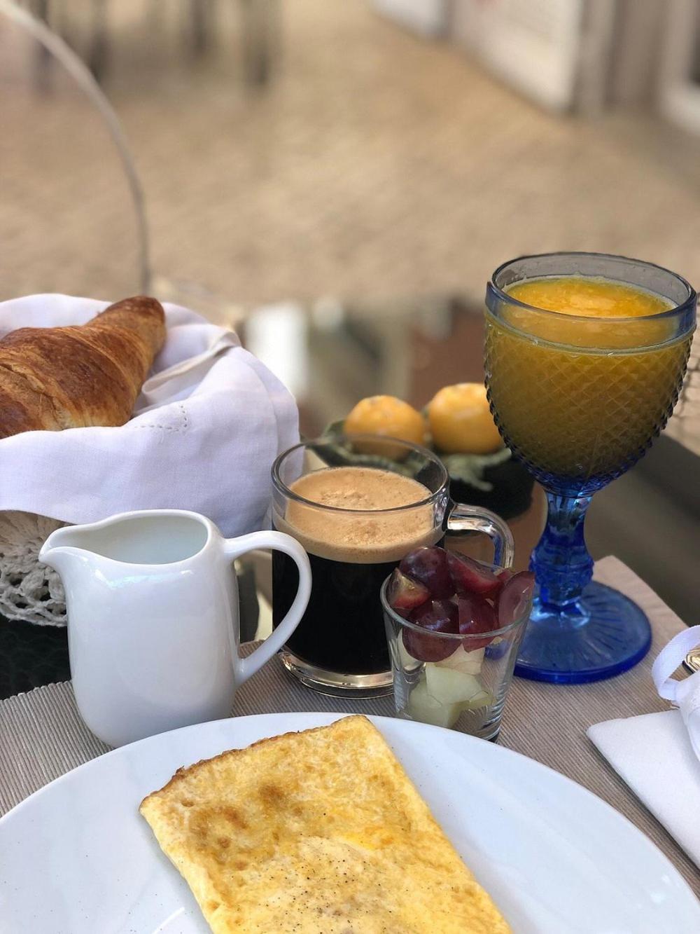 Bed and Breakfast Lapa 82 Lisbona Esterno foto