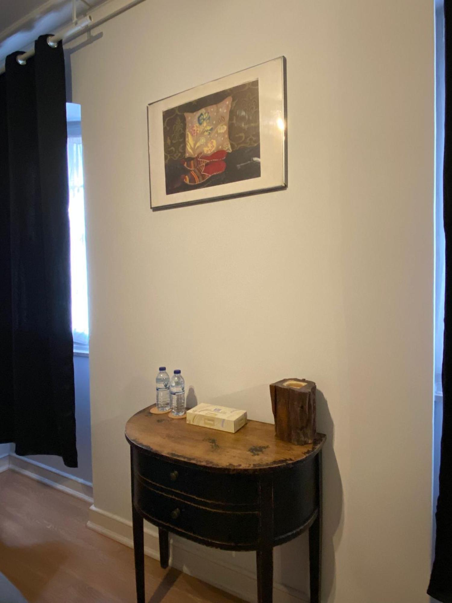 Bed and Breakfast Lapa 82 Lisbona Esterno foto