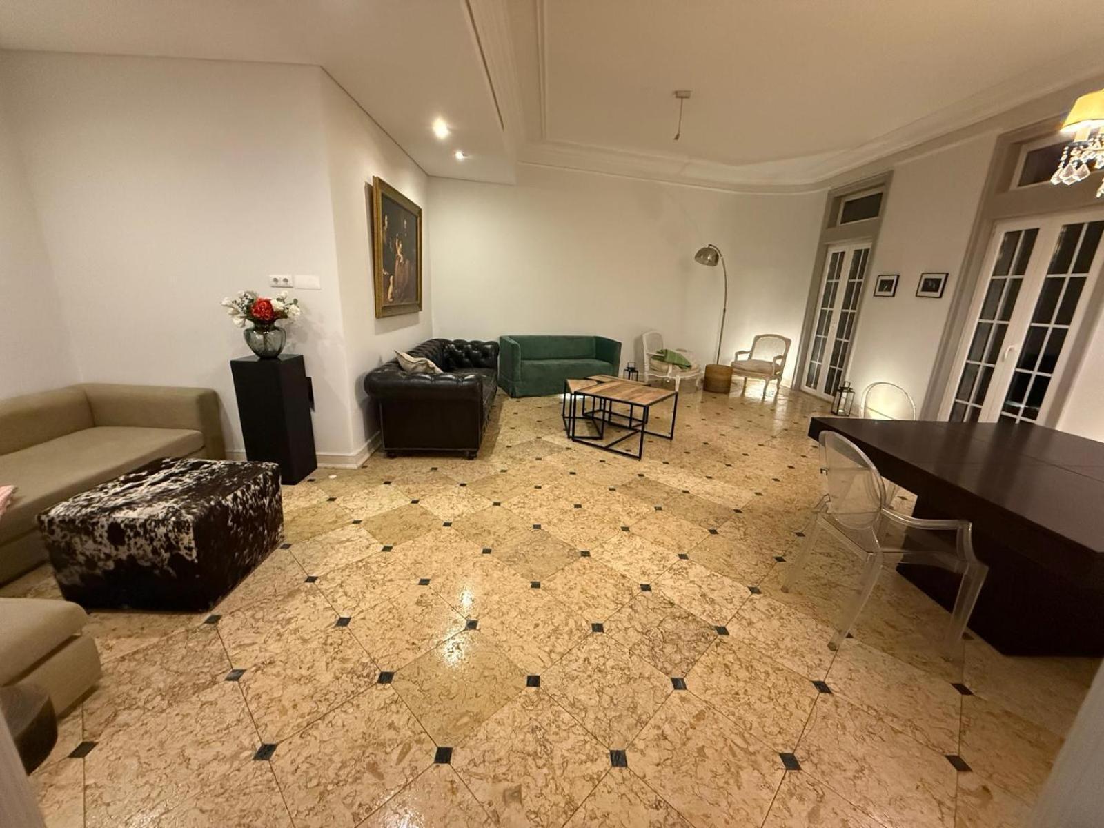 Bed and Breakfast Lapa 82 Lisbona Esterno foto