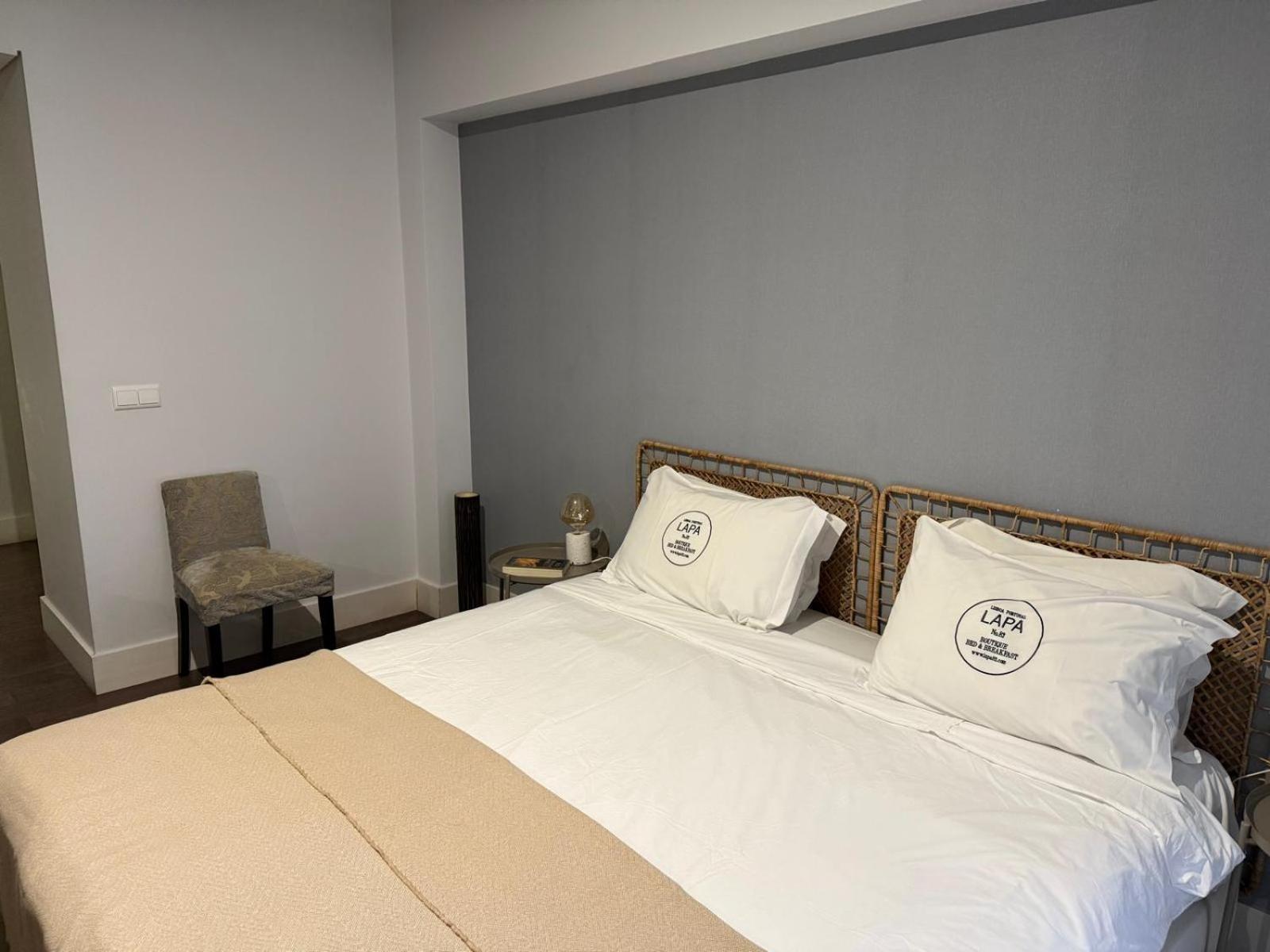 Bed and Breakfast Lapa 82 Lisbona Esterno foto